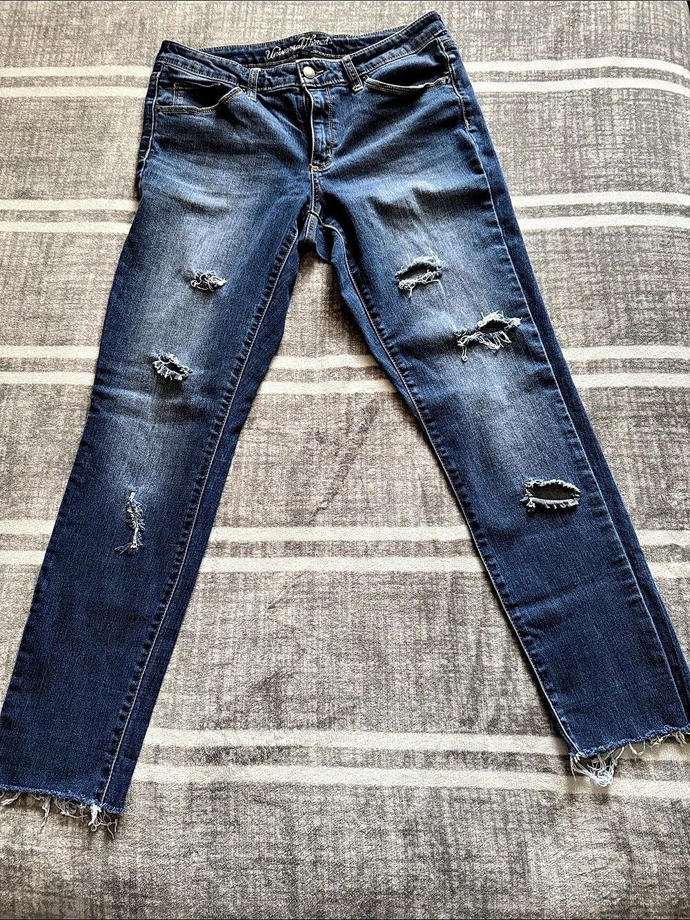 Universal Thread Women's Distressed Jeans in Blue